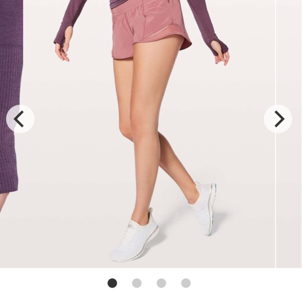 Sold Lululemon Hotty Hot short ll 2.5” Quicksand